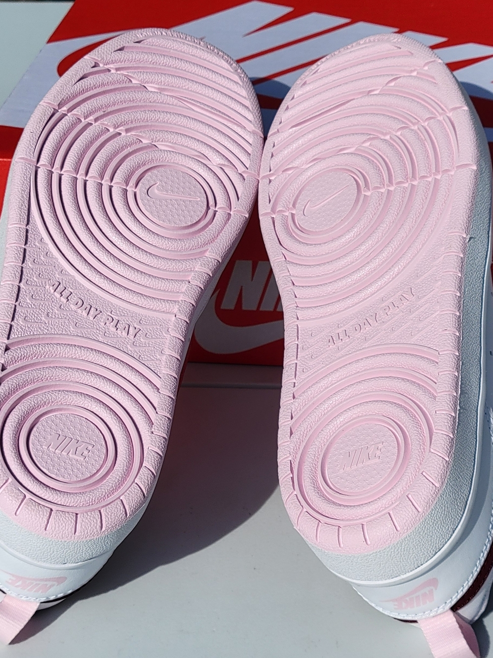KIDS 2Y NIKE COURT BOROUGH LOW 2 SNEAKER SHOE – WHITE/DARK BEETROOT – NEW IN BOX - Picture 6 of 8